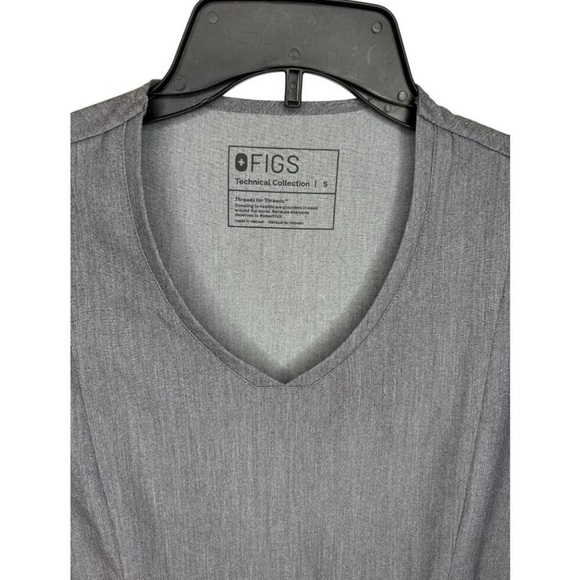Figs Gray V-Neck Scrub Top - Picture 4 of 5
